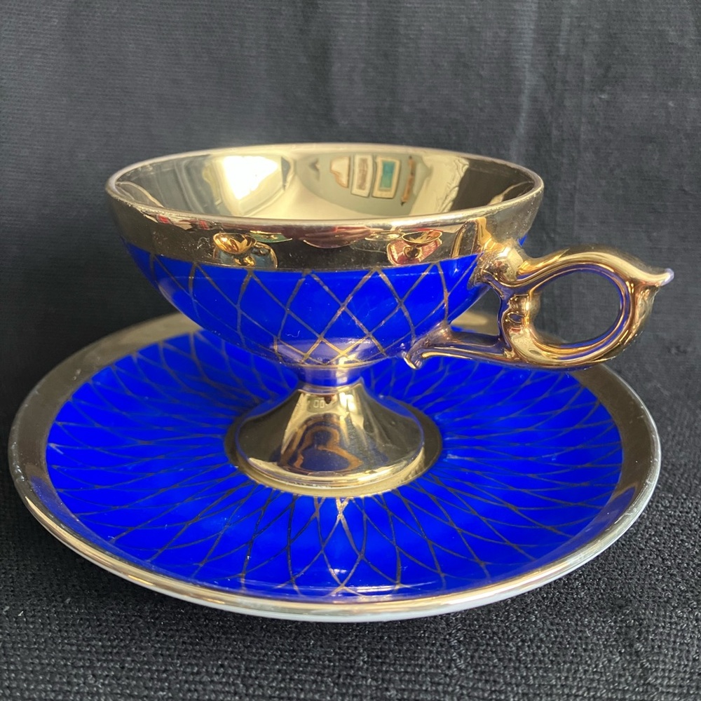 Dublin Fine China Coffee Cup and Saucer (Set of Six) - Picture 10 of 13